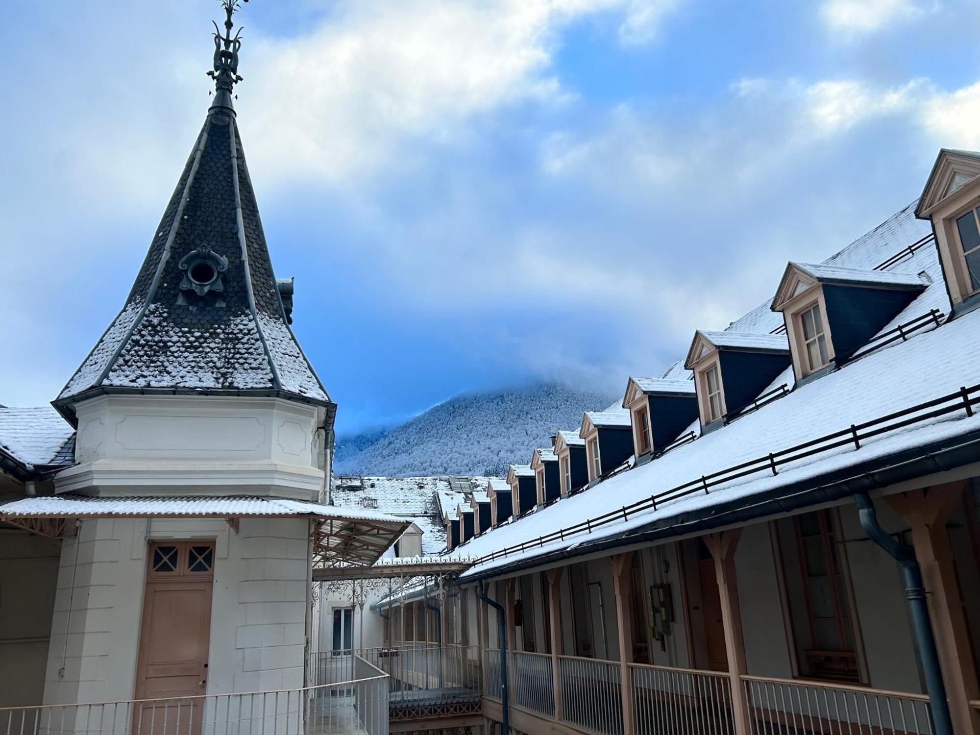 Palais D'Etigny Apartment Bagneres-de-Luchon Exterior photo